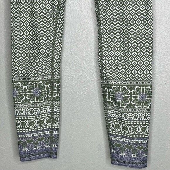 Sarah’s Day x White Fox Active Women's Olive Moroccan Print Leggings Size XS - Picture 4 of 12